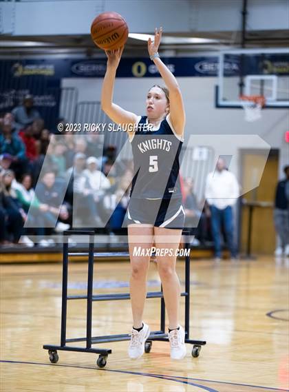 Thumbnail 2 in Simeon vs. Vashon (Bank of O'Fallon Shootout) photogallery.
