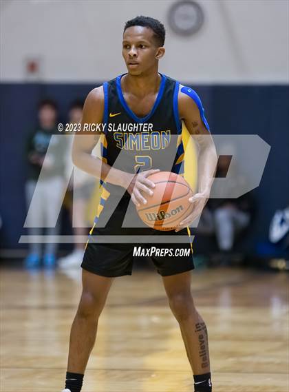Thumbnail 2 in Simeon vs. Vashon (Bank of O'Fallon Shootout) photogallery.