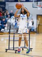 Photo from the gallery "Simeon vs. Vashon (Bank of O'Fallon Shootout)"