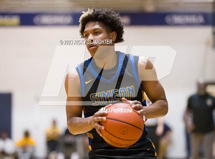 Thumbnail 2 in Simeon vs. Vashon (Bank of O'Fallon Shootout) photogallery.