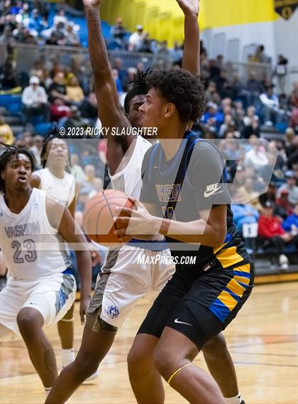 Thumbnail 3 in Simeon vs. Vashon (Bank of O'Fallon Shootout) photogallery.