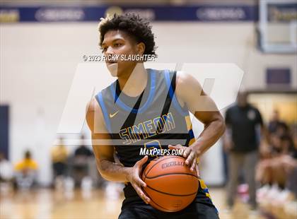 Thumbnail 3 in Simeon vs. Vashon (Bank of O'Fallon Shootout) photogallery.