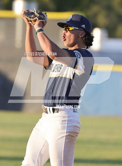 Thumbnail 2 in Bonita Vista @ Grossmont photogallery.