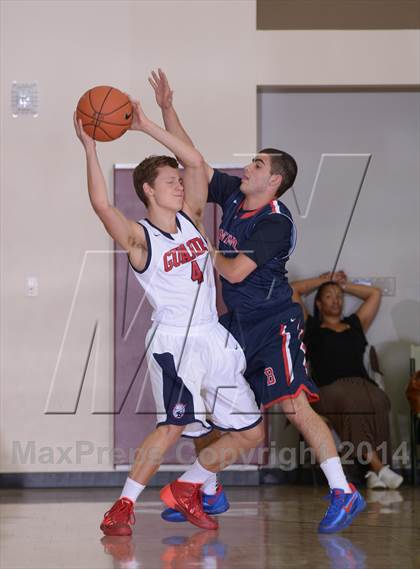 Thumbnail 3 in Brentwood School vs. Bellarmine-Jefferson (MaxPreps Holiday Classic) photogallery.