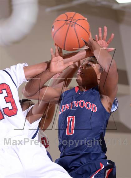 Thumbnail 1 in Brentwood School vs. Bellarmine-Jefferson (MaxPreps Holiday Classic) photogallery.