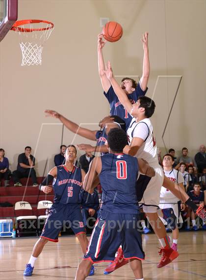 Thumbnail 3 in Brentwood School vs. Bellarmine-Jefferson (MaxPreps Holiday Classic) photogallery.