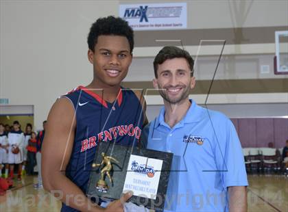 Thumbnail 1 in Brentwood School vs. Bellarmine-Jefferson (MaxPreps Holiday Classic) photogallery.