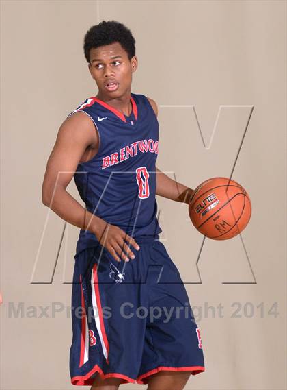 Thumbnail 3 in Brentwood School vs. Bellarmine-Jefferson (MaxPreps Holiday Classic) photogallery.