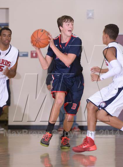 Thumbnail 3 in Brentwood School vs. Bellarmine-Jefferson (MaxPreps Holiday Classic) photogallery.