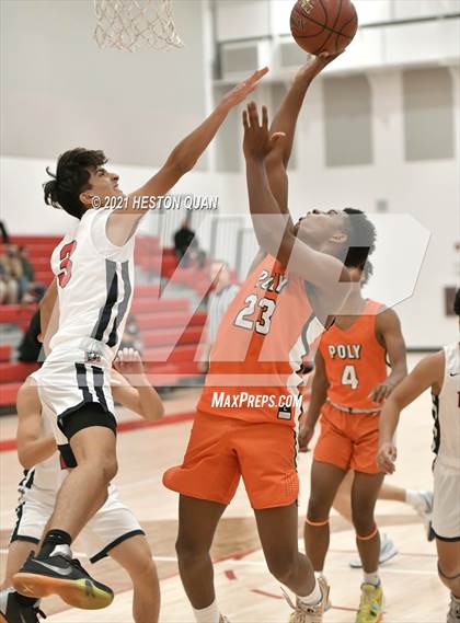 Thumbnail 1 in Beckman vs. Poly (Rumble 4 Rosecrans) photogallery.