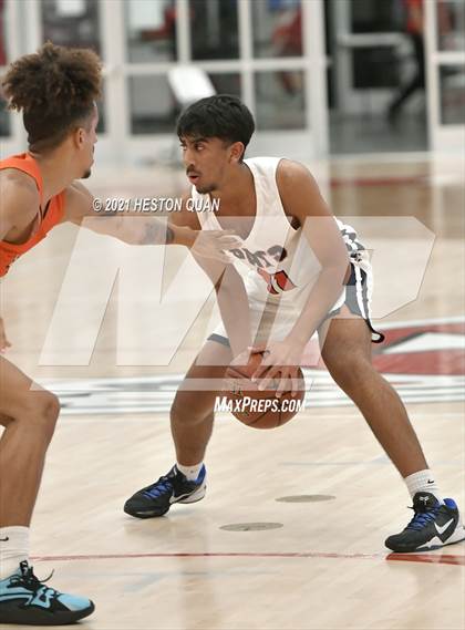 Thumbnail 1 in Beckman vs. Poly (Rumble 4 Rosecrans) photogallery.