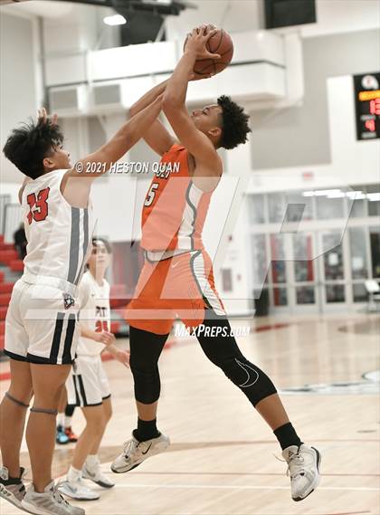 Thumbnail 1 in Beckman vs. Poly (Rumble 4 Rosecrans) photogallery.
