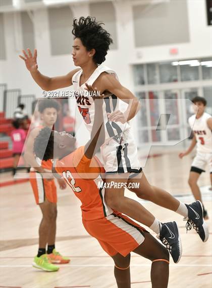 Thumbnail 2 in Beckman vs. Poly (Rumble 4 Rosecrans) photogallery.