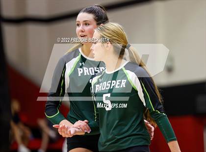 Thumbnail 1 in Prosper @ Lovejoy photogallery.