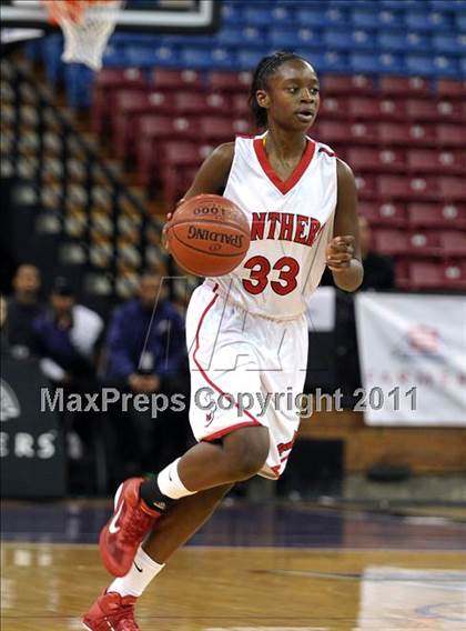 Thumbnail 1 in Windward vs. St. Mary's (CIF State D4 Final) photogallery.