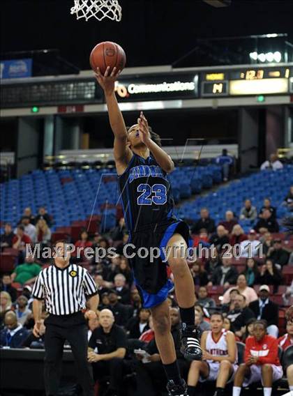 Thumbnail 2 in Windward vs. St. Mary's (CIF State D4 Final) photogallery.