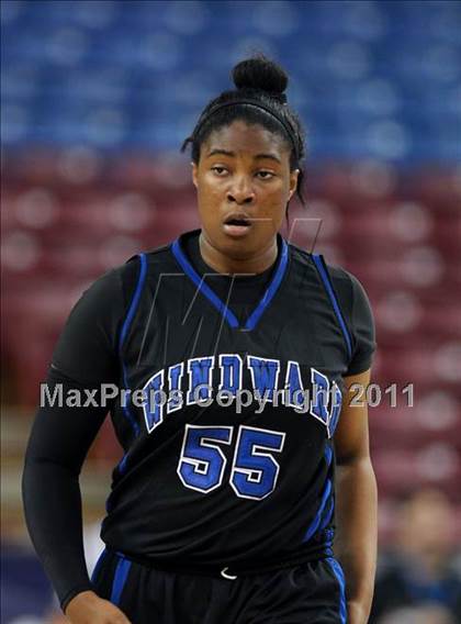 Thumbnail 2 in Windward vs. St. Mary's (CIF State D4 Final) photogallery.