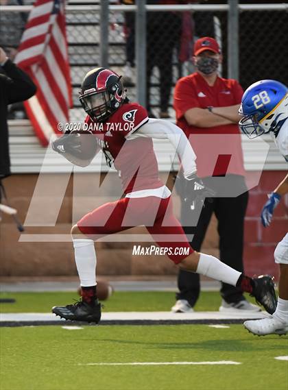 Thumbnail 2 in Venus @ Mineral Wells photogallery.
