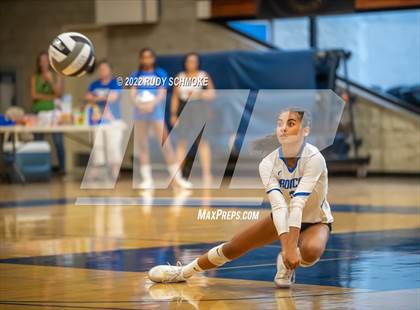 Thumbnail 3 in Mt. Carmel @ Rancho Bernardo photogallery.