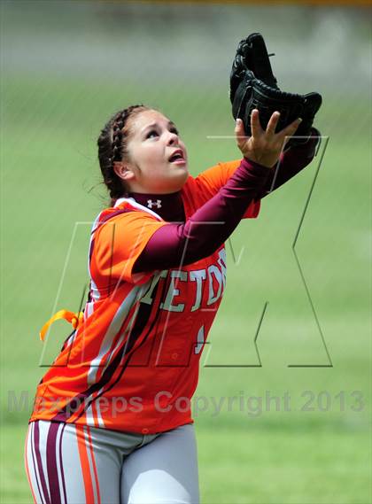 Thumbnail 2 in Teton vs Homedale (IHSAA 3A Playoff) photogallery.