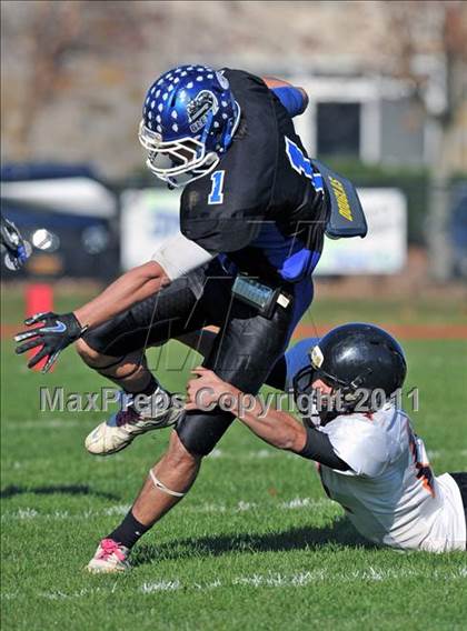 Thumbnail 3 in Babylon @ John Glenn photogallery.