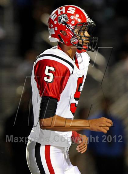 Thumbnail 2 in Elsinore vs. Diamond Ranch photogallery.