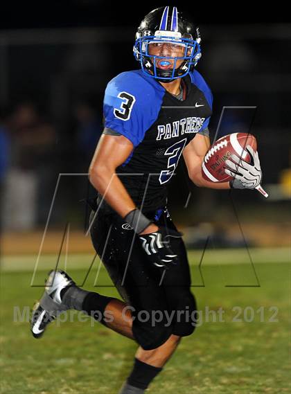 Thumbnail 3 in Elsinore vs. Diamond Ranch photogallery.