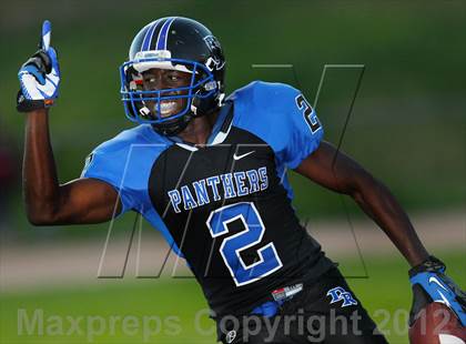 Thumbnail 1 in Elsinore vs. Diamond Ranch photogallery.