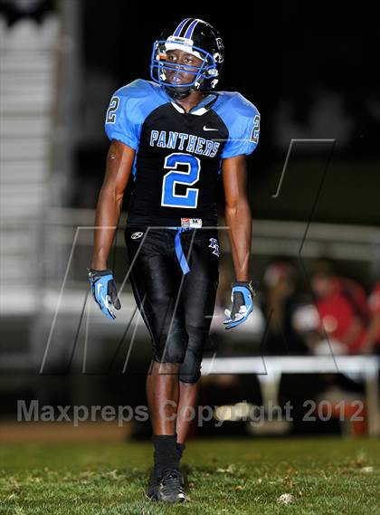 Thumbnail 3 in Elsinore vs. Diamond Ranch photogallery.
