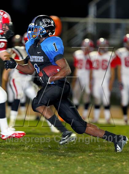 Thumbnail 2 in Elsinore vs. Diamond Ranch photogallery.