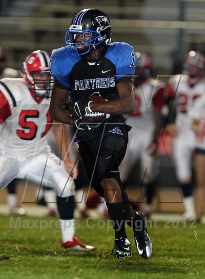Thumbnail 3 in Elsinore vs. Diamond Ranch photogallery.