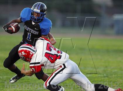 Thumbnail 2 in Elsinore vs. Diamond Ranch photogallery.