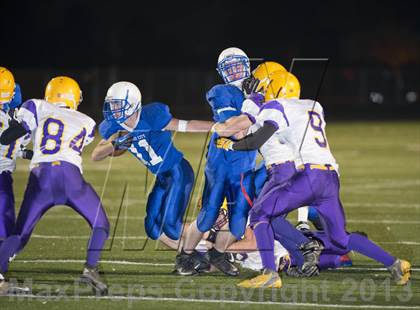 Thumbnail 3 in Glenwood City vs. Pittsville (WIAA D7 Level 4 Playoff) photogallery.