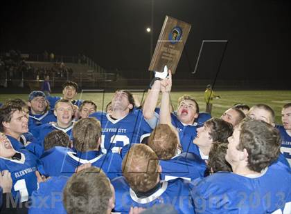 Thumbnail 3 in Glenwood City vs. Pittsville (WIAA D7 Level 4 Playoff) photogallery.