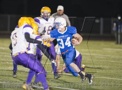 Thumbnail 3 in Glenwood City vs. Pittsville (WIAA D7 Level 4 Playoff) photogallery.