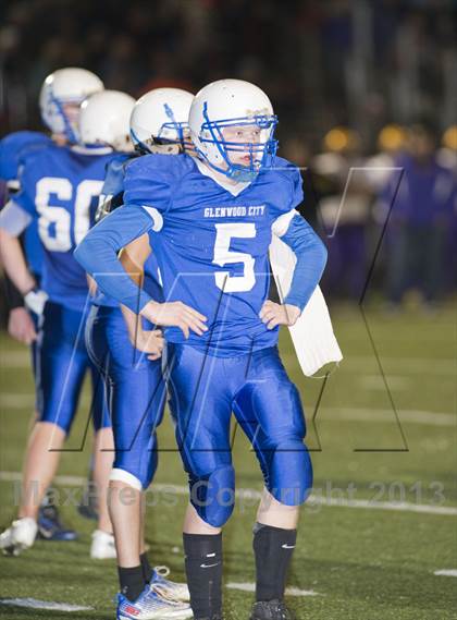 Thumbnail 3 in Glenwood City vs. Pittsville (WIAA D7 Level 4 Playoff) photogallery.