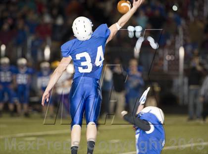 Thumbnail 1 in Glenwood City vs. Pittsville (WIAA D7 Level 4 Playoff) photogallery.