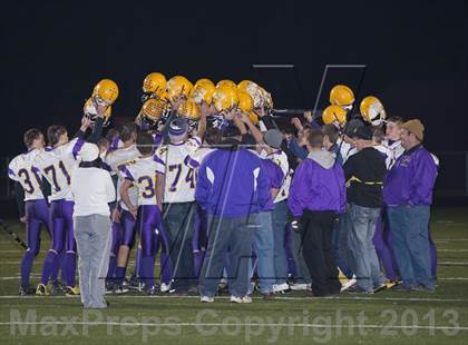 Thumbnail 2 in Glenwood City vs. Pittsville (WIAA D7 Level 4 Playoff) photogallery.