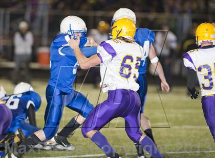Thumbnail 3 in Glenwood City vs. Pittsville (WIAA D7 Level 4 Playoff) photogallery.