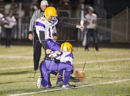 Thumbnail 2 in Glenwood City vs. Pittsville (WIAA D7 Level 4 Playoff) photogallery.