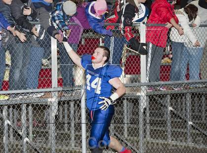 Thumbnail 1 in Glenwood City vs. Pittsville (WIAA D7 Level 4 Playoff) photogallery.