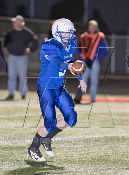Thumbnail 1 in Glenwood City vs. Pittsville (WIAA D7 Level 4 Playoff) photogallery.