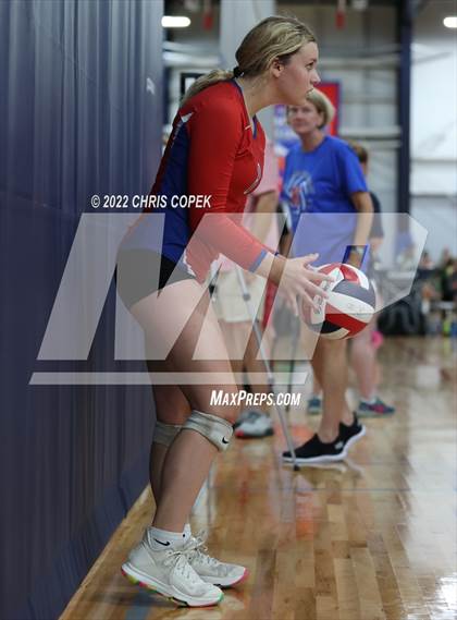 Thumbnail 2 in King's Academy vs Mountain Brook (Nike Tournament of Champions) photogallery.