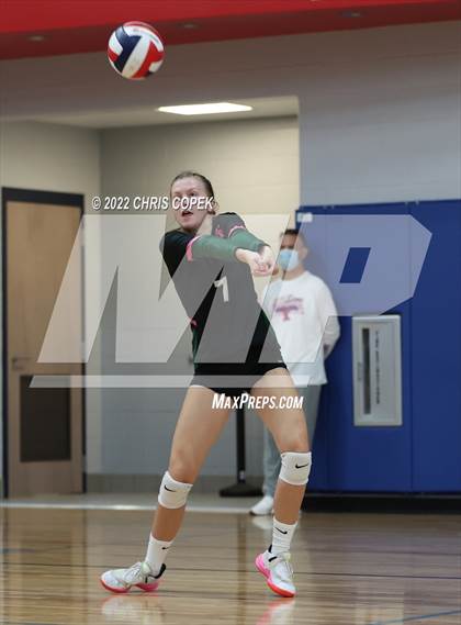 Thumbnail 2 in King's Academy vs Mountain Brook (Nike Tournament of Champions) photogallery.