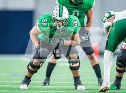 Thumbnail 2 in Carroll vs. DeSoto (UIL 6A DII Area Playoff) photogallery.