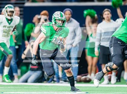 Thumbnail 1 in Carroll vs. DeSoto (UIL 6A DII Area Playoff) photogallery.