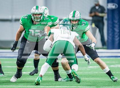 Thumbnail 2 in Carroll vs. DeSoto (UIL 6A DII Area Playoff) photogallery.
