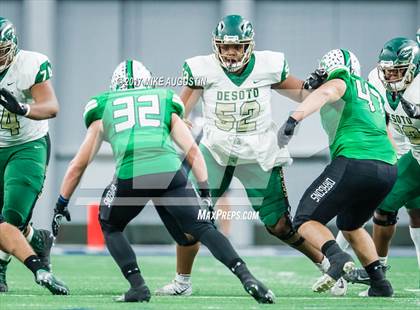 Thumbnail 2 in Carroll vs. DeSoto (UIL 6A DII Area Playoff) photogallery.