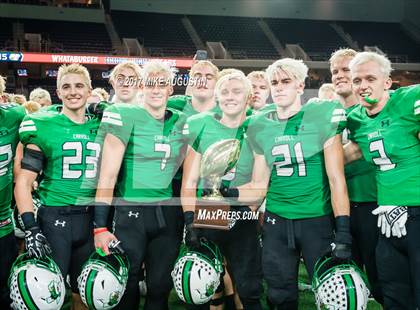 Thumbnail 2 in Carroll vs. DeSoto (UIL 6A DII Area Playoff) photogallery.