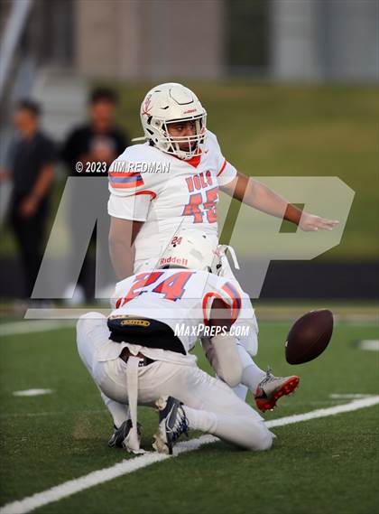 Thumbnail 1 in Bowie @ Royse City photogallery.